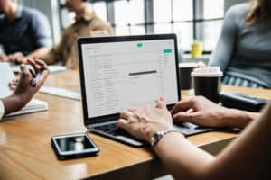 pourquoi opter pour une banque à distance