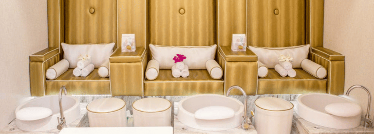 les étapes création salon massage
