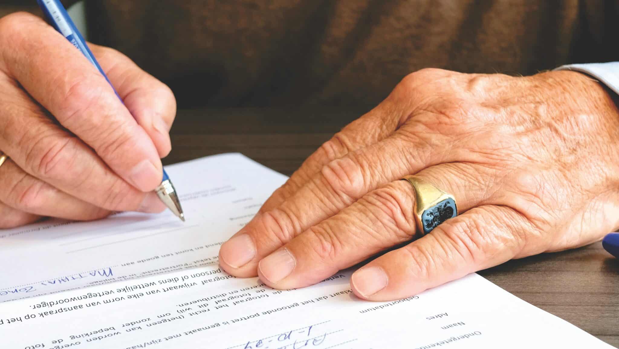 contrat nommé