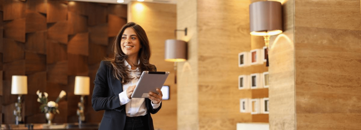 management hospitality se former