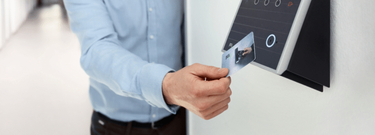 controle accès moderne entreprise securite